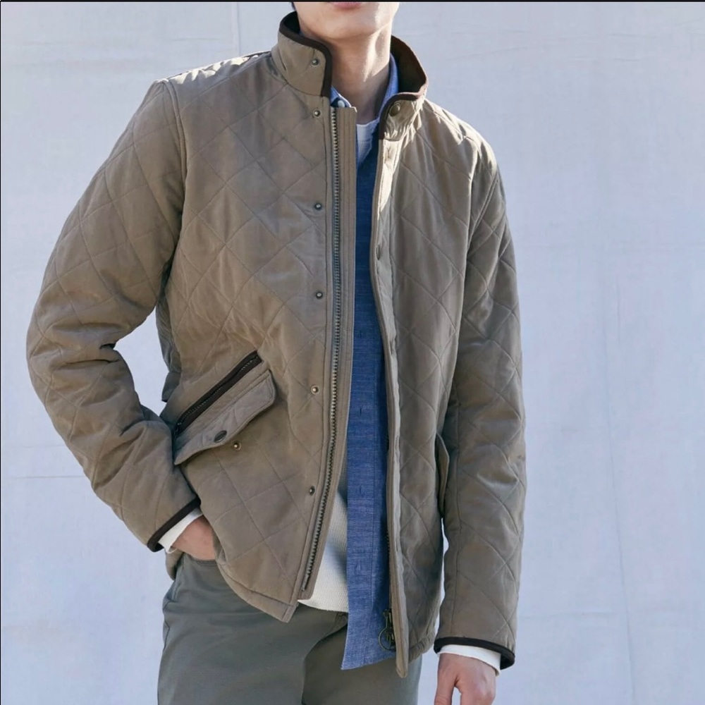 Barbour Bowden Quilted Jacket in Light Olive